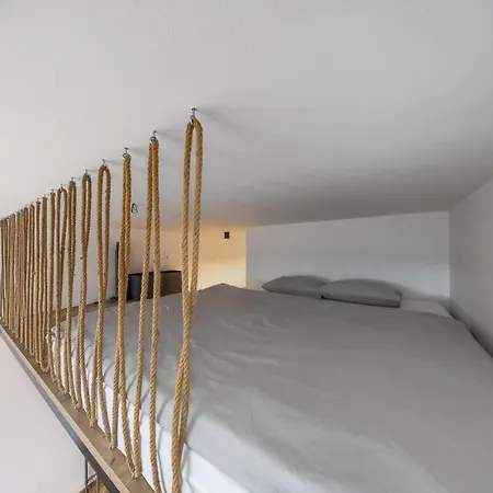 Apollo Luxe, Near Downtown, Private Parking *