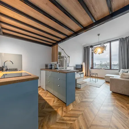 Apollo Luxe, Near Downtown, Private Parking Апартаменты Братислава