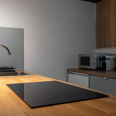 Apollo Luxe, Near Downtown, Private Parking Pozsony